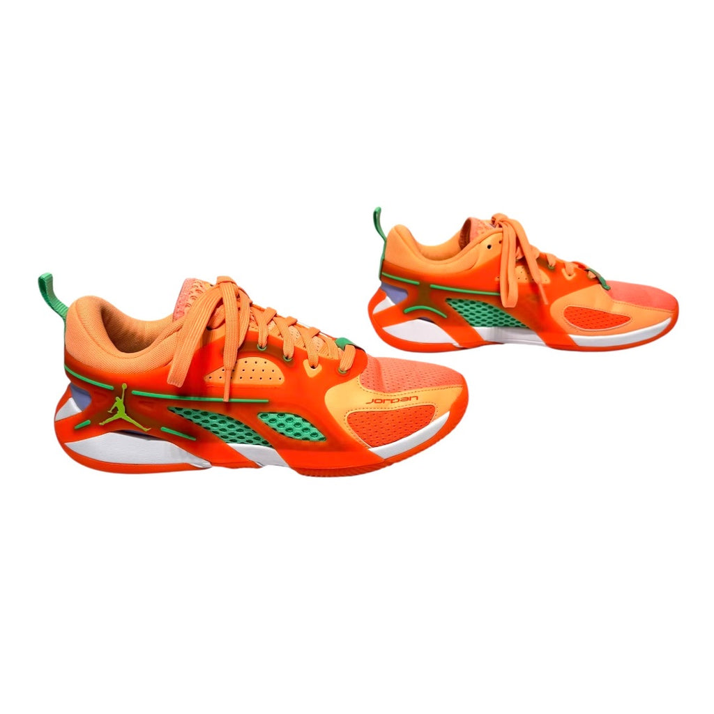 Orange & green, Nike, Bright orange sneaker, with accents of lime